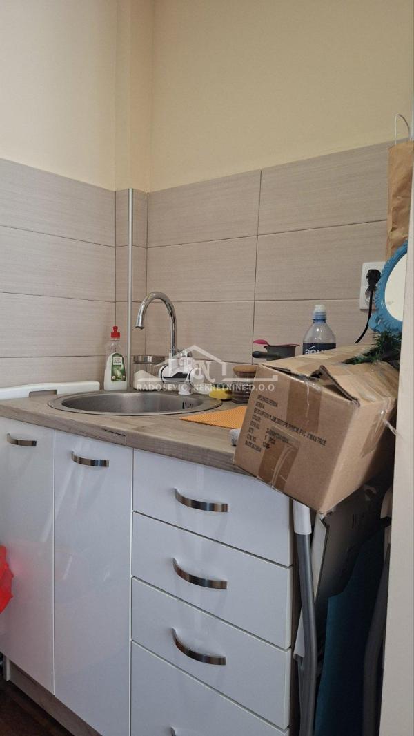 Slika 6 - Milentija Popovića,  Lokal za izdavanje, 30m2, 480€