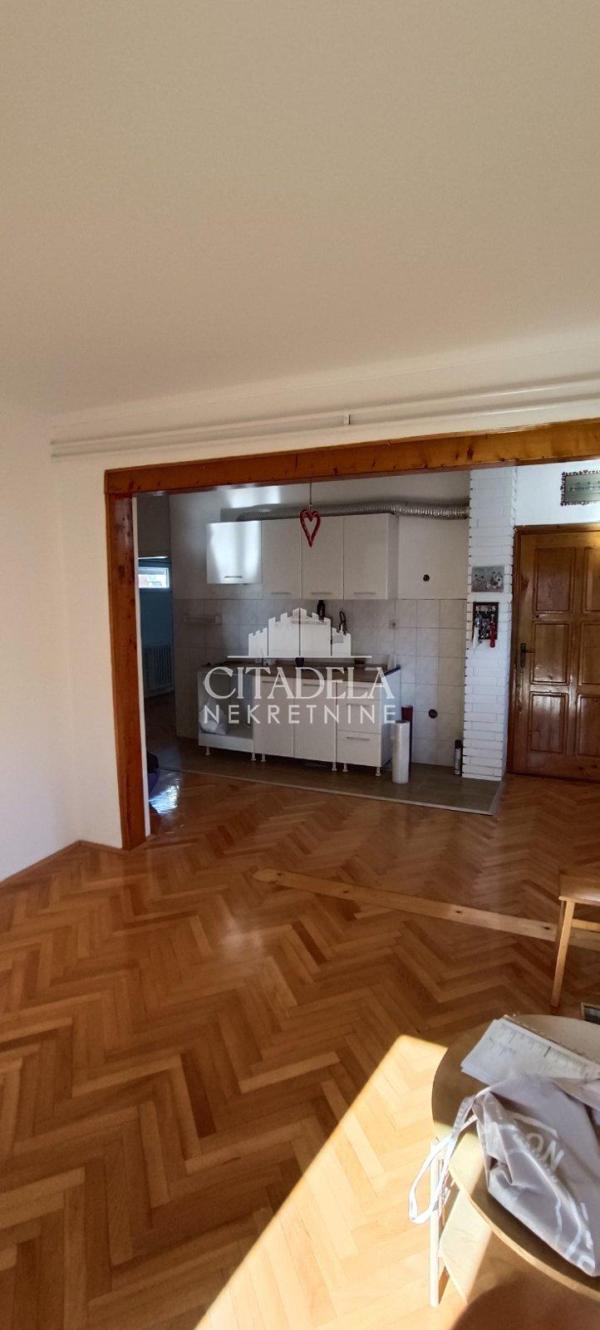 Slika 1 - Živka Davidovića, Dvoiposoban stan na prodaju, 52m2, 179.000€
