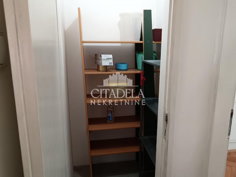 Slika 9 - Živka Davidovića, Dvoiposoban stan na prodaju, 52m2, 179.000€