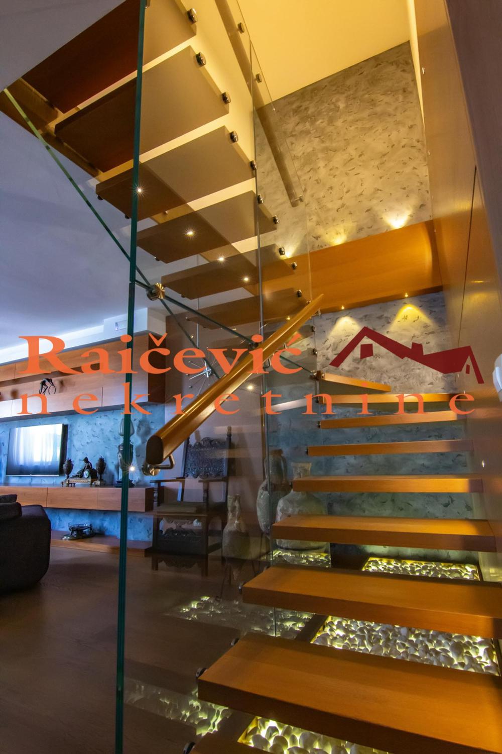 Slika 10 - Sokolska, Petosoban stan za izdavanje, 189m2, 2.500€