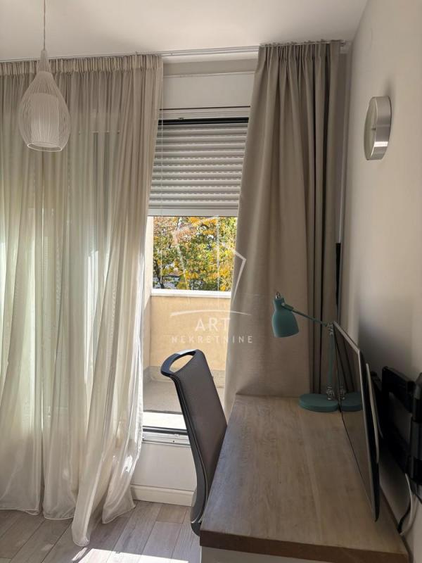 Slika 5 - Čubrina, Dvosoban stan za izdavanje, 81m2, 1.300€