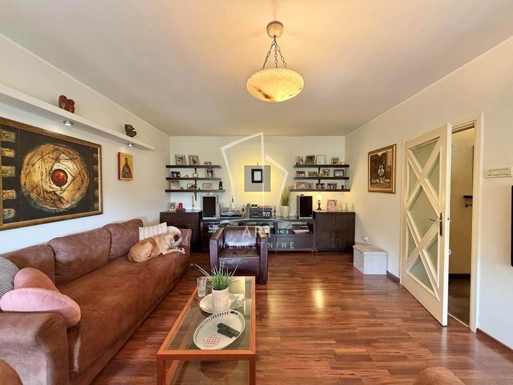 Slika 3 - Bulevar Arsenija Čarnojevića, Četvoroiposoban stan na prodaju, 121m2, 495.000€