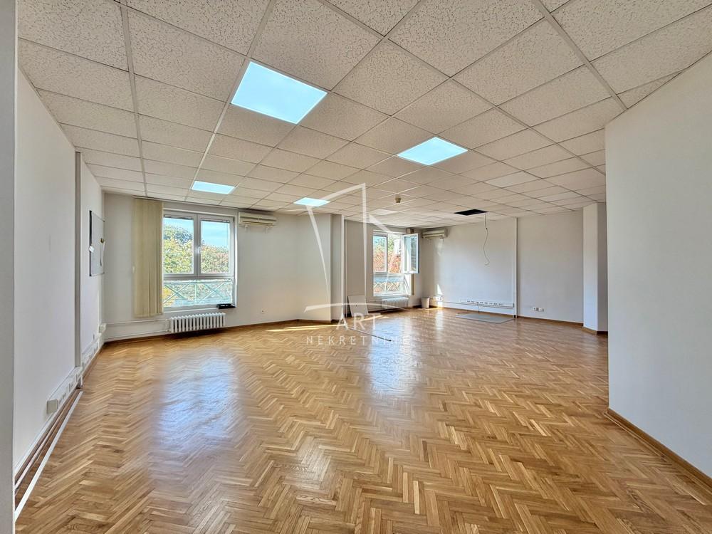 Slika 3 - Takovska,  Lokal za izdavanje, 300m2, 3.900€