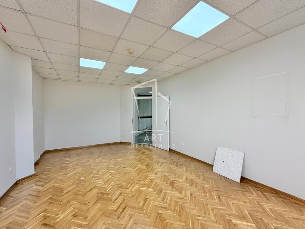 Slika 7 - Takovska,  Lokal za izdavanje, 300m2, 3.900€
