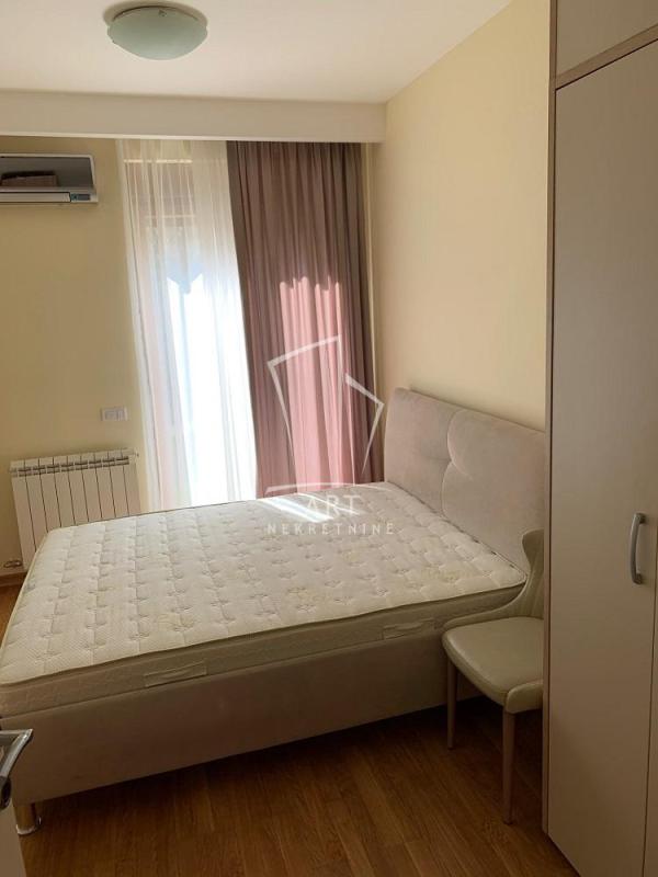 Slika 6 - Pivljanina Baja, Četvorosoban stan za izdavanje, 102m2, 2.000€