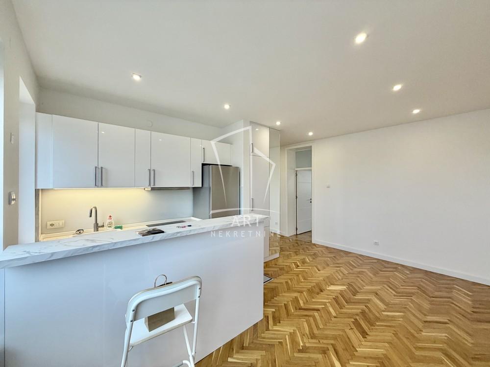 Slika 6 - Obilićev Venac, Dvosoban stan za izdavanje, 66m2, 1.300€