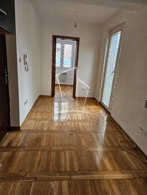 Slika 2 - Zore Drempetić, Jednoiposoban stan na prodaju, 19m2, 56.000€