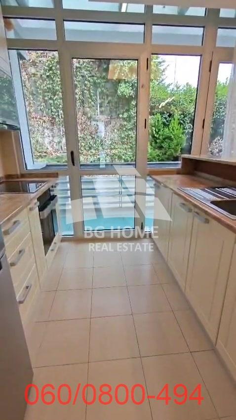 Slika 5 - Velisava Vulovića, Trosoban stan za izdavanje, 148m2, 2.400€
