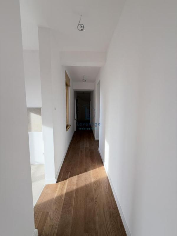 Slika 10 - Cerska, Troiposoban stan na prodaju, 110m2, 462.000€