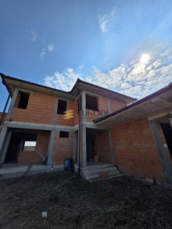 Slika 4 -  Kuća na prodaju, 420m2, 195.000€