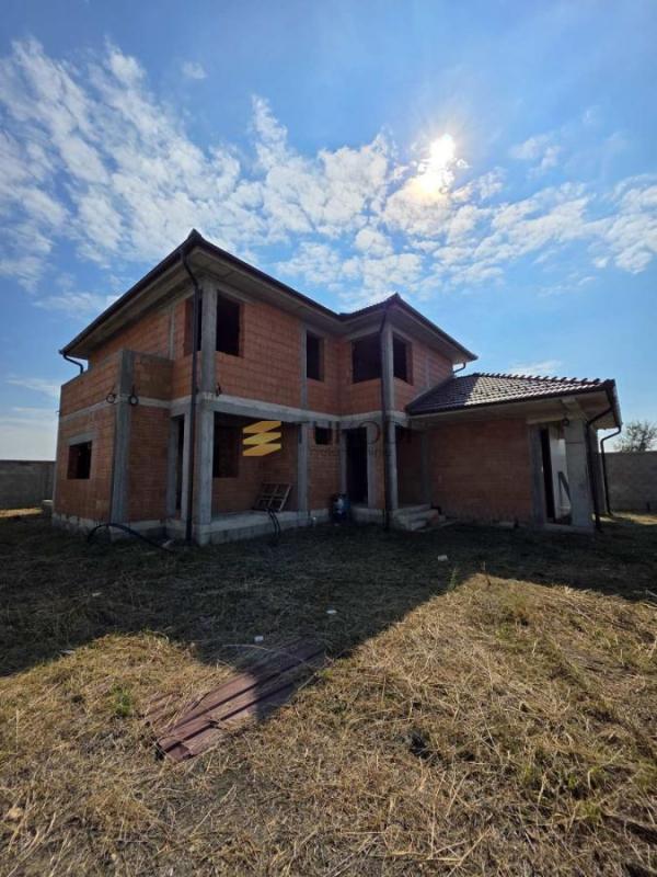 Slika 3 -  Kuća na prodaju, 420m2, 195.000€