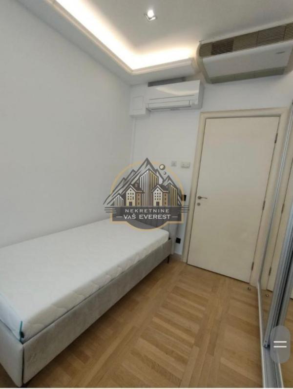 Slika 8 - Četvorosoban stan za izdavanje, 148m2, 2.400€