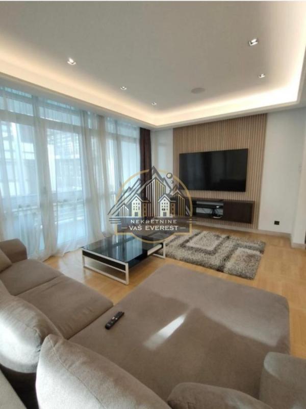 Slika 3 - Četvorosoban stan za izdavanje, 148m2, 2.400€