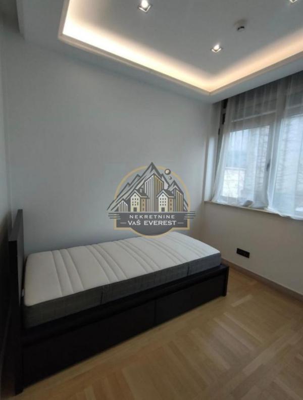 Slika 9 - Četvorosoban stan za izdavanje, 148m2, 2.400€