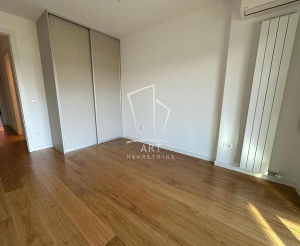 Slika 10 - Dunavska, Četvorosoban stan za izdavanje, 123m2, 2.000€