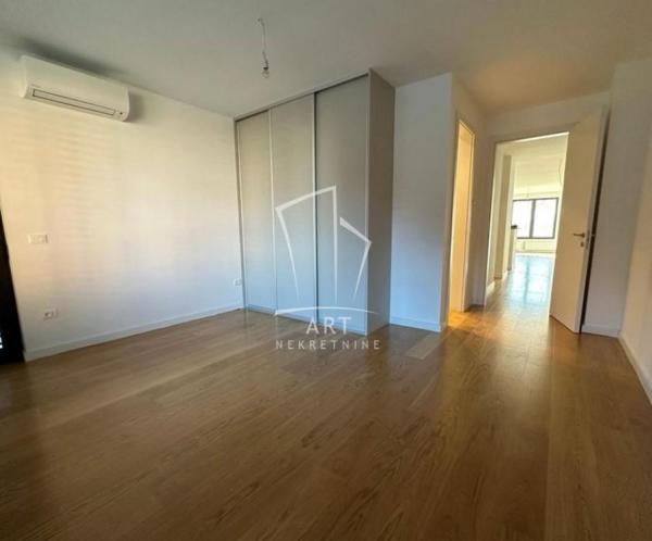 Slika 6 - Dunavska, Četvorosoban stan za izdavanje, 123m2, 2.000€