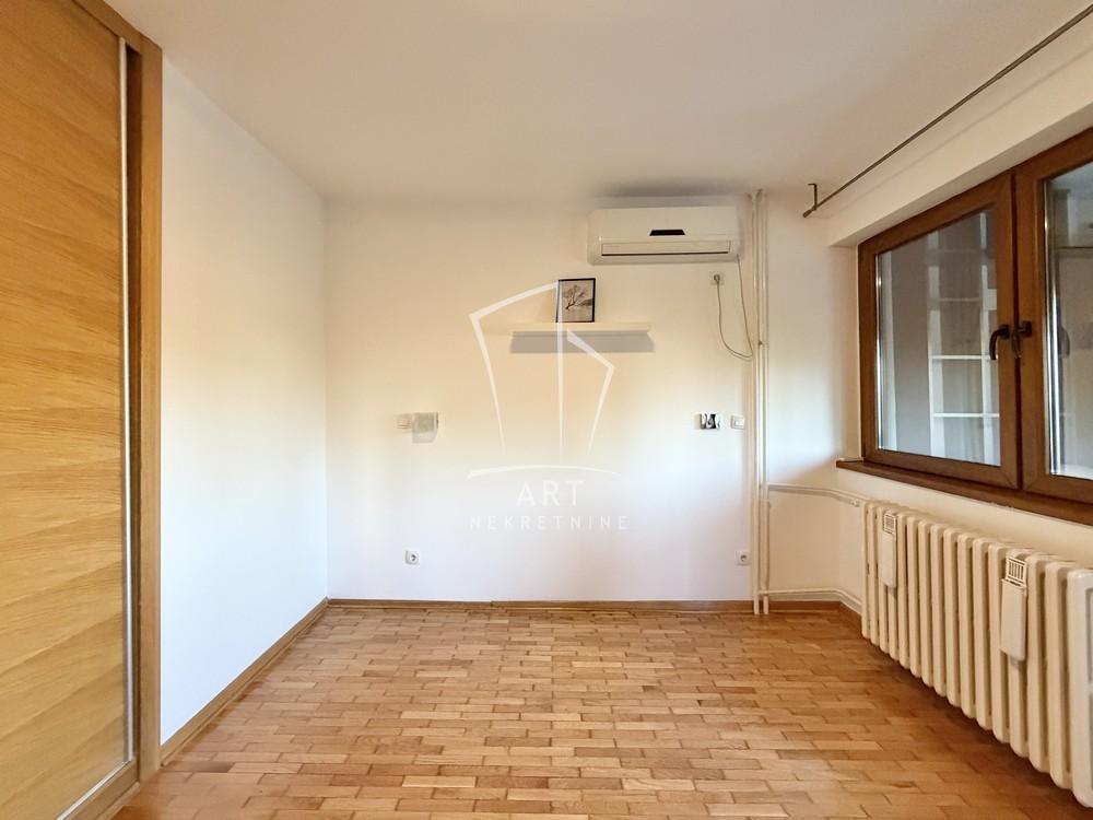 Slika 9 - Omladinskih brigada, Dvoiposoban stan na prodaju, 68m2, 270.000€