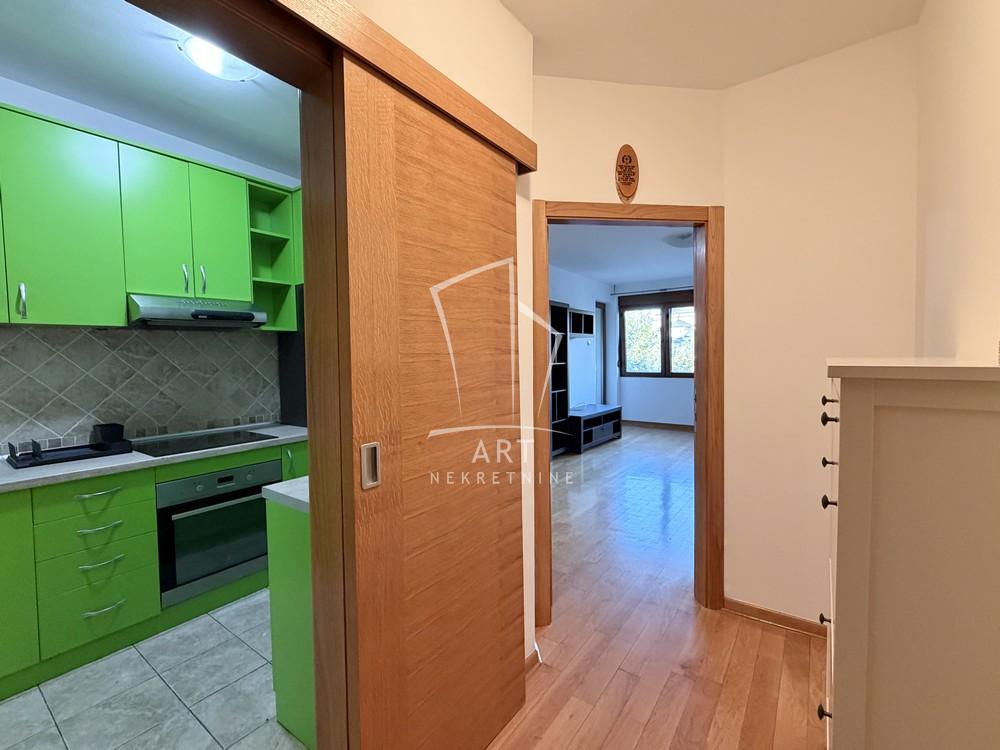 Slika 5 - Omladinskih brigada, Dvoiposoban stan na prodaju, 68m2, 270.000€
