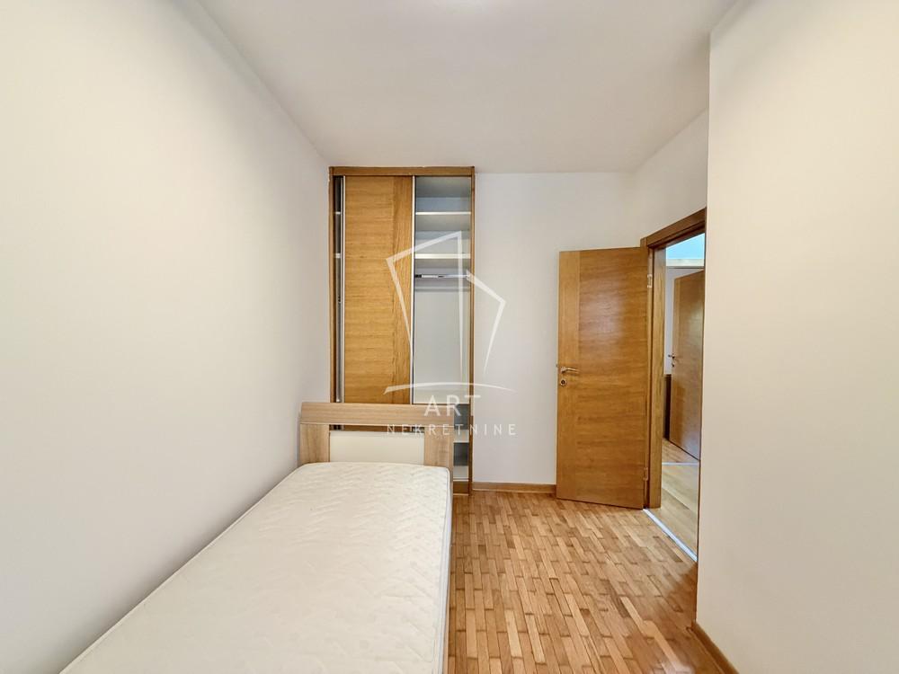 Slika 7 - Omladinskih brigada, Dvoiposoban stan na prodaju, 68m2, 270.000€
