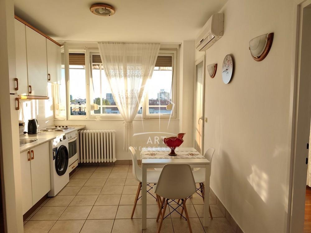 Slika 2 - Bulevar Zorana Đinđića, Dvosoban stan na prodaju, 51m2, 219.000€