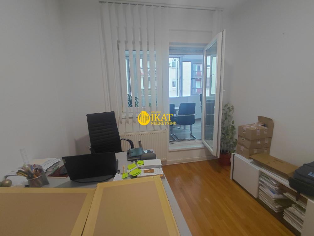 Slika 3 - Vojvode Micka Krstića, Trosoban stan na prodaju, 62m2, 210.000€