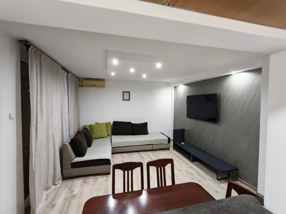 Glavna slika -Jurija Gagarina, Trosoban stan za izdavanje, 55m2, 700€