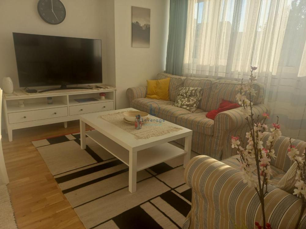 Slika 1 - Kralja Milana, Trosoban stan za izdavanje, 66m2, 1.400€