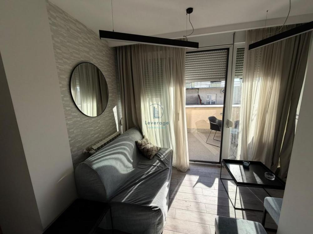 Glavna slika -Čubrina, Jednoiposoban stan za izdavanje, 81m2, 1.300€