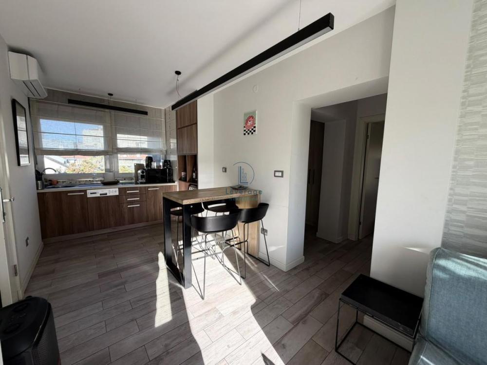 Slika 2 - Čubrina, Jednoiposoban stan za izdavanje, 81m2, 1.300€