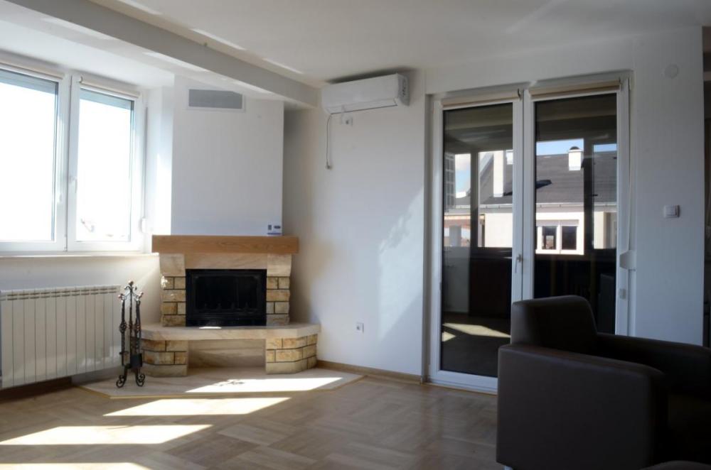 Slika 2 - Četvorosoban stan za izdavanje, 125m2, 850€