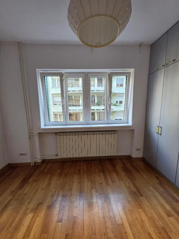 Slika 9 - Internacionalnih brigada,  Lokal za izdavanje, 67m2, 800€