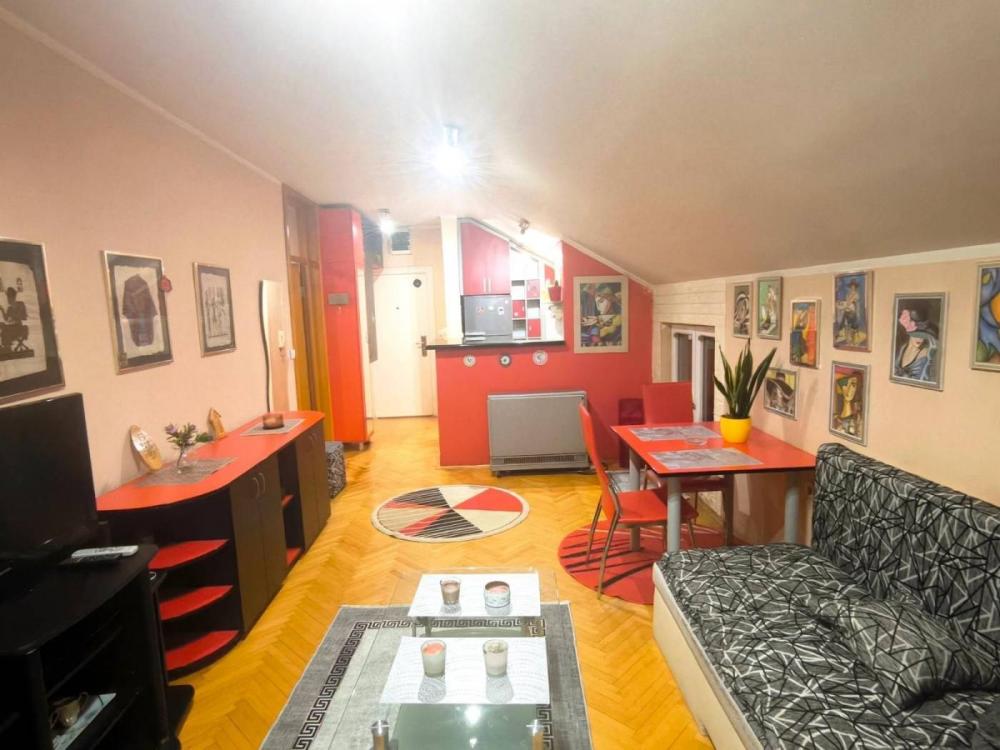 Slika 1 - Gandijeva, Dvosoban stan za izdavanje, 44m2, 700€