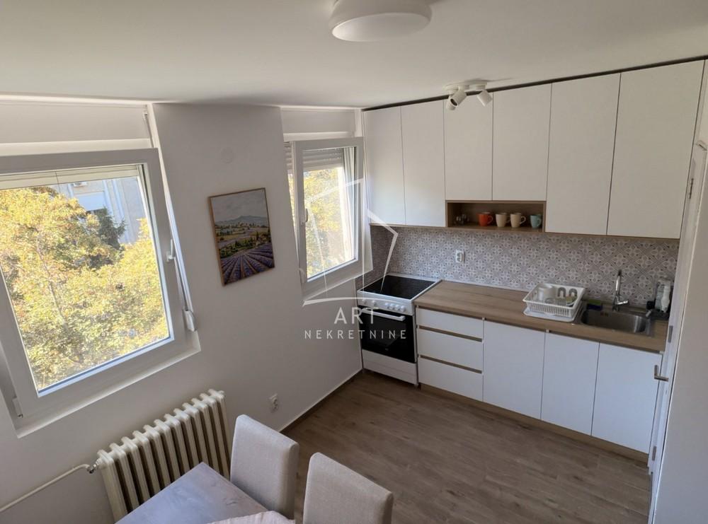 Slika 3 - Kraljice Katarine, Jednoiposoban stan za izdavanje, 42m2, 550€