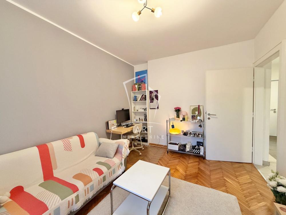 Slika 1 - Cara Dušana, Dvosoban stan za izdavanje, 47m2, 1.100€