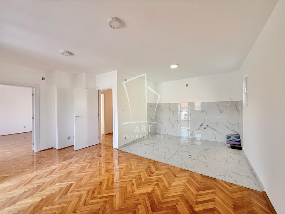 Slika 2 - Kneza Miloša, Četvorosoban stan na prodaju, 103m2, 158.000€