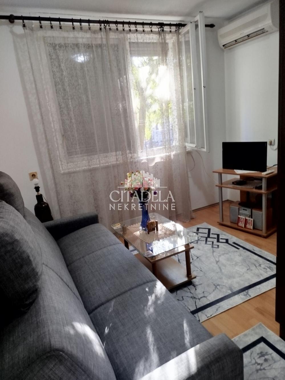 Glavna slika -Oslobođenja 1. deo, Jednosoban stan na prodaju, 27m2, 40.000€