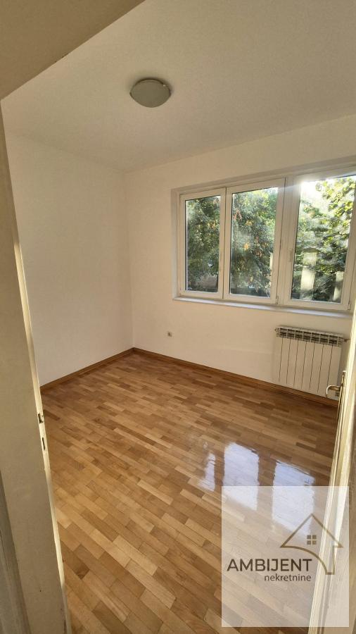 Slika 2 - Četvorosoban stan za izdavanje, 104m2, 1.500€