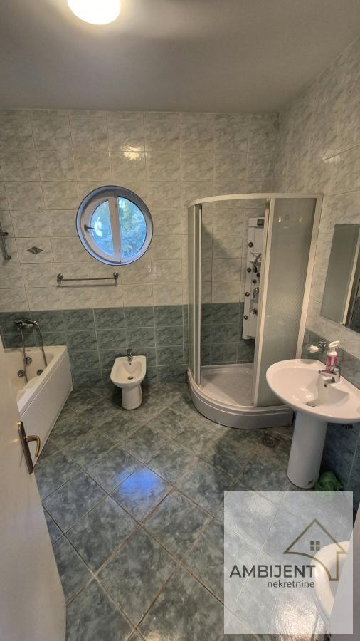 Slika 9 - Četvorosoban stan za izdavanje, 104m2, 1.500€