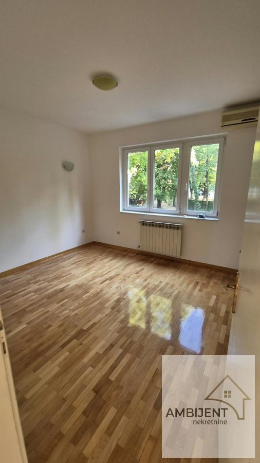 Slika 3 - Četvorosoban stan za izdavanje, 104m2, 1.500€