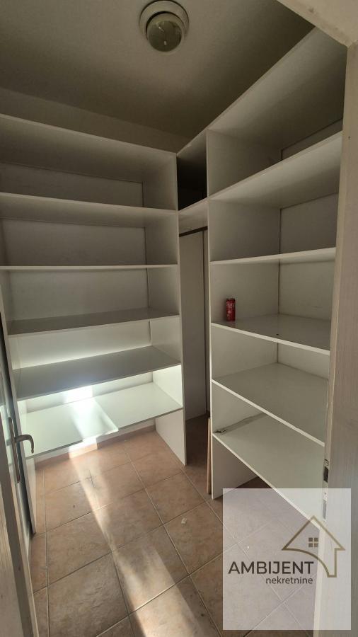 Slika 7 - Četvorosoban stan za izdavanje, 104m2, 1.500€