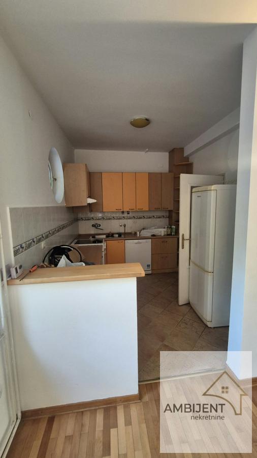 Slika 1 - Četvorosoban stan za izdavanje, 104m2, 1.500€