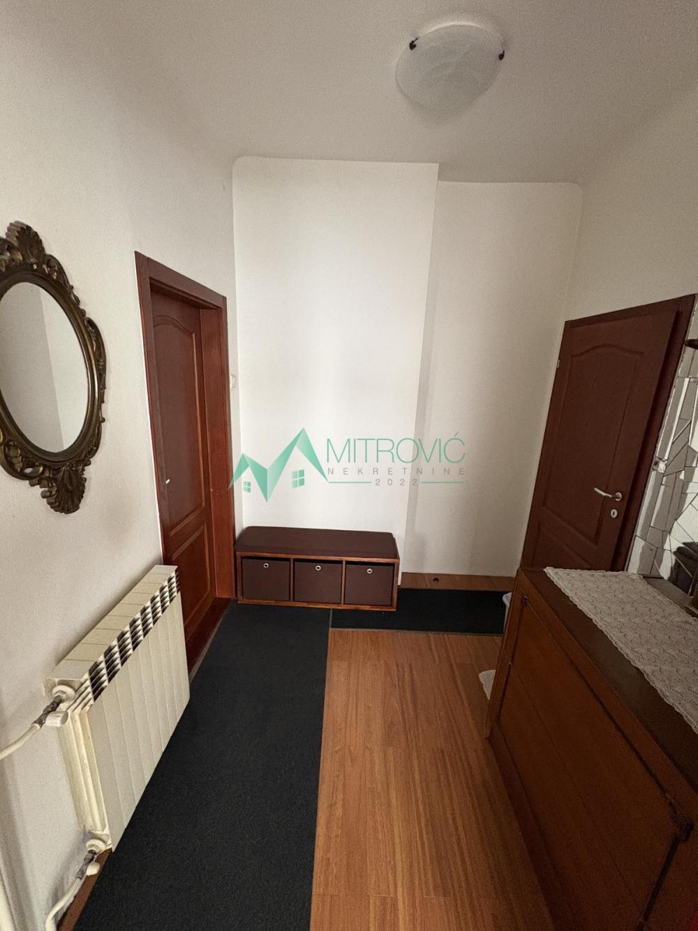 Slika 4 - Dvosoban stan za izdavanje, 50m2, 400€