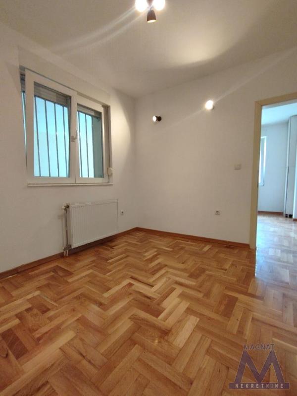 Slika 10 - Dvoiposoban stan za izdavanje, 400€