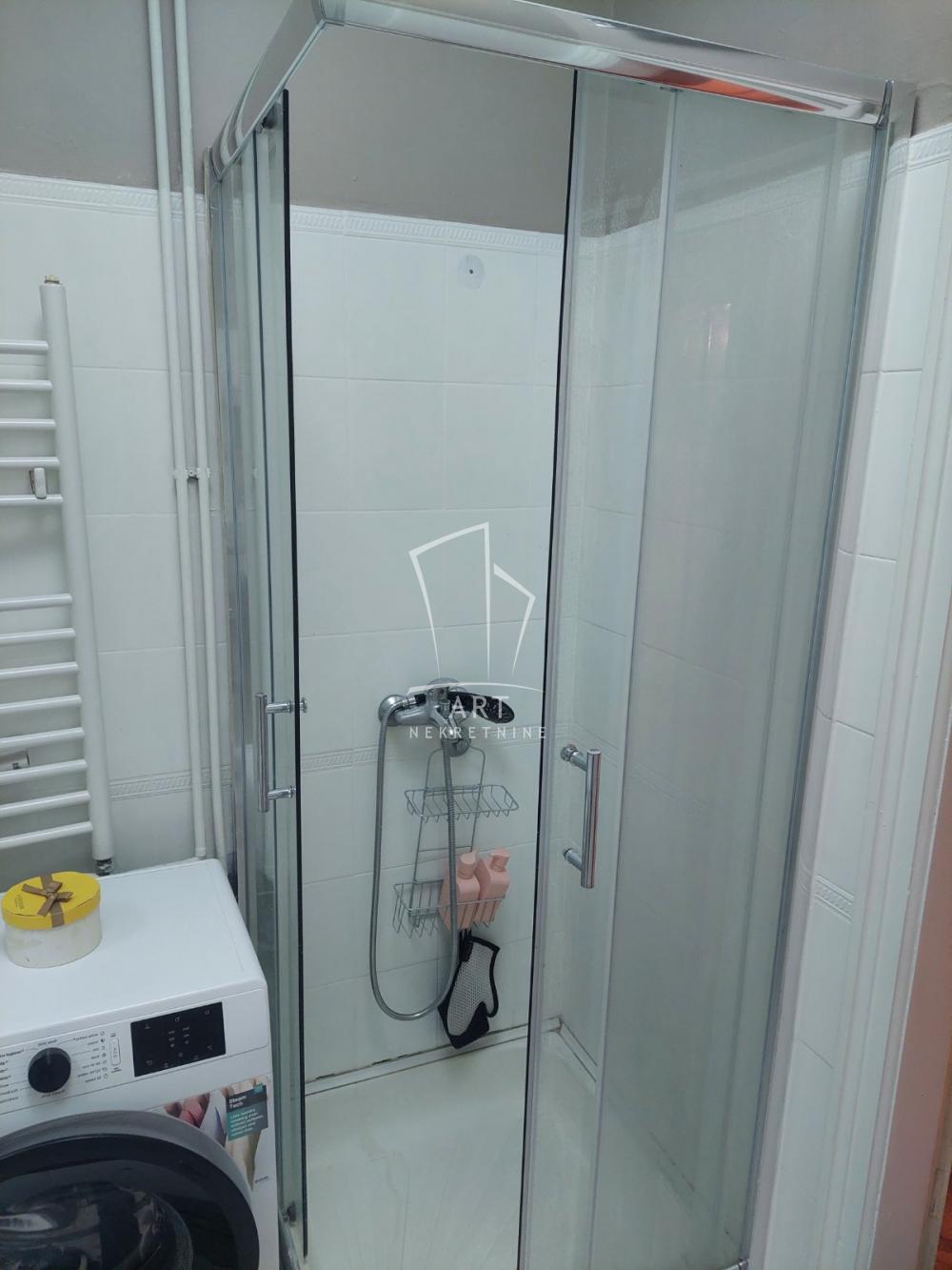 Slika 5 - Hilandarska, Trosoban stan za izdavanje, 72m2, 1.000€
