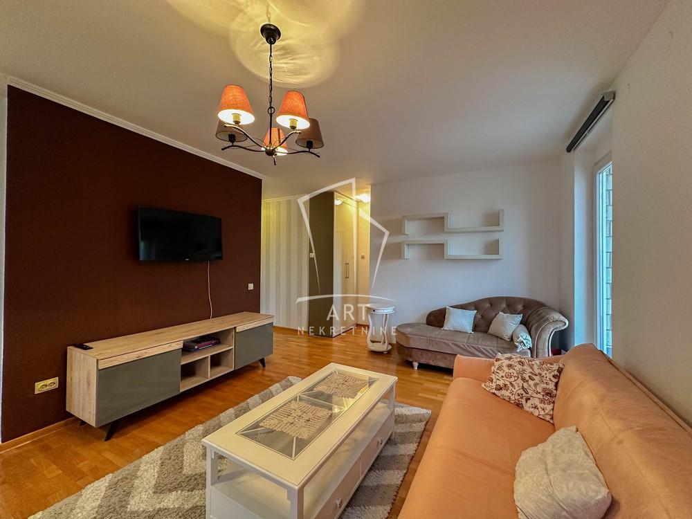 Slika 2 - Antifašističke borbe, Jednoiposoban stan za izdavanje, 59m2, 850€