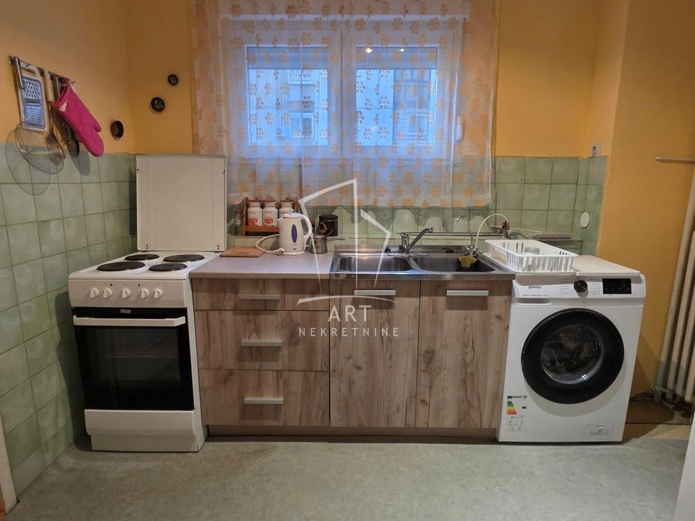 Slika 2 - Jurija Gagarina, Trosoban stan za izdavanje, 77m2, 800€