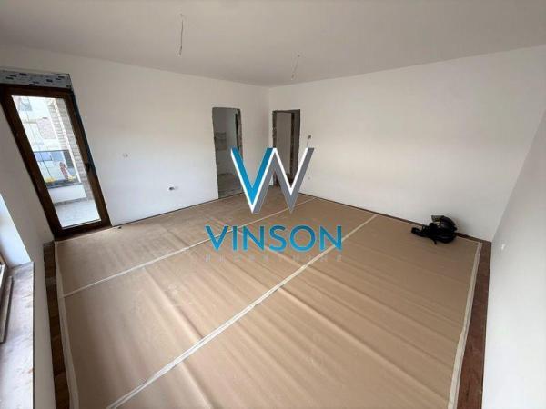 Glavna slika -Četvorosoban stan na prodaju, 83m2, 231.750€
