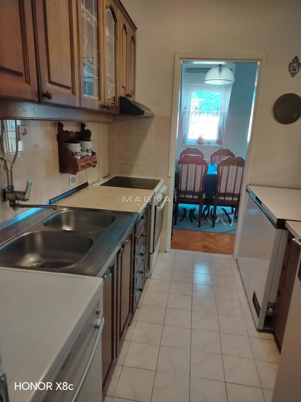 Slika 4 - Anastasa Jovanovića, Troiposoban stan na prodaju, 97m2, 328.000€