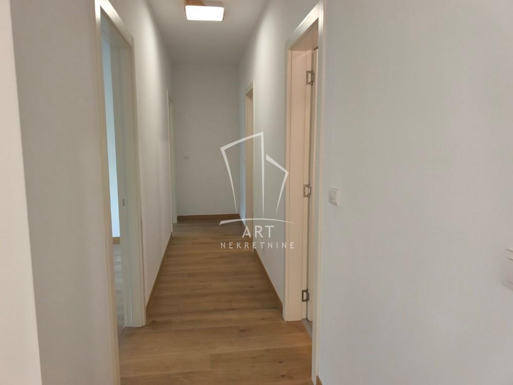 Slika 5 - Bulevar heroja sa Košara, Trosoban stan na prodaju, 110m2, 530.400€