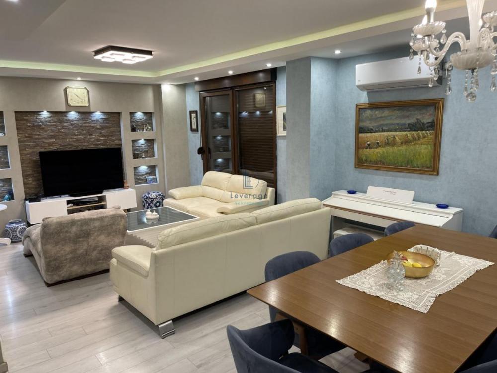 Slika 1 - Simićeva, Četvorosoban stan za izdavanje, 85m2, 2.200€
